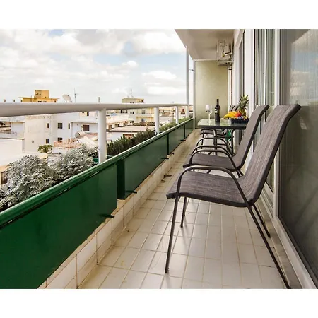 Apartment Beautiful Near The Old Town