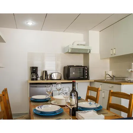 Apartament Beautiful Near The Old Town Rhodes City